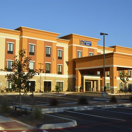 Best Western Plus Elmendorf Hotel San Antonio Hotel Экстерьер фото